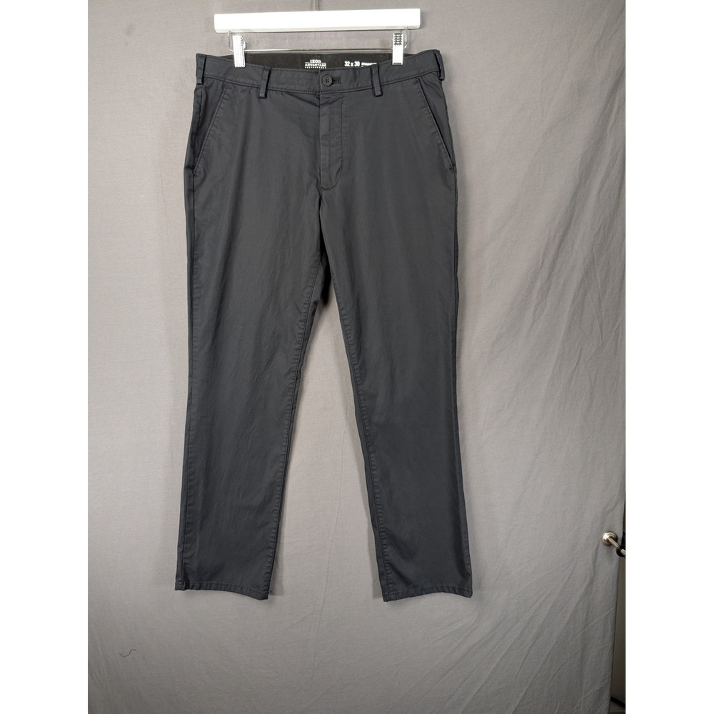 IZOD Advantage Performance Chinos Mens 32x30 Black Straight Fit Stretch Pants